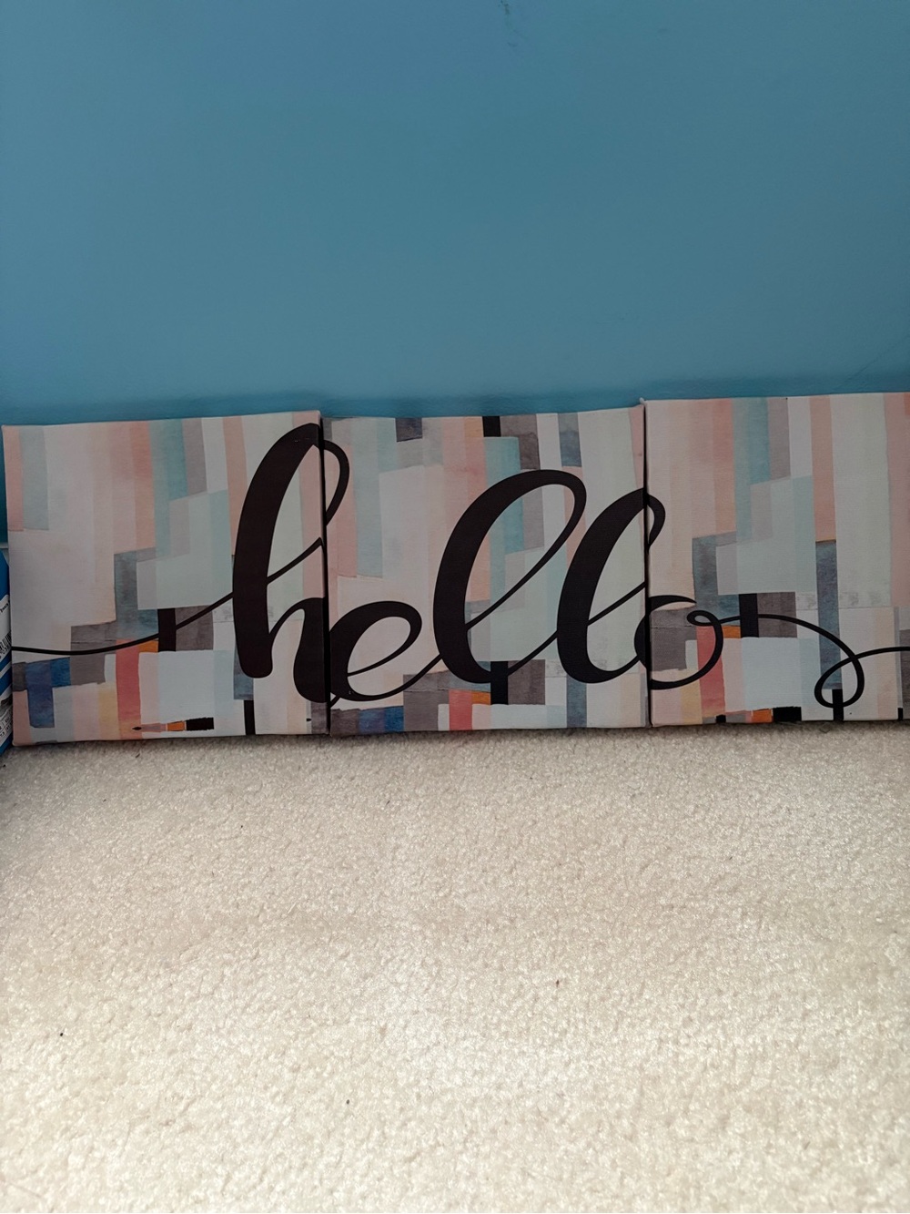 “Hello” wall decor